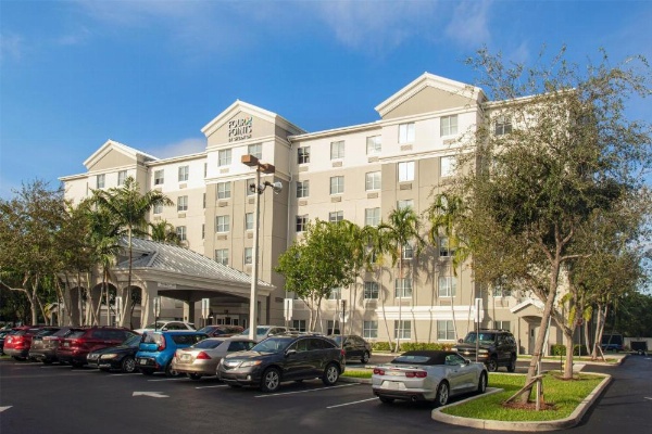 Four Points by Sheraton Fort Lauderdale Airport - Dania Beach image 8